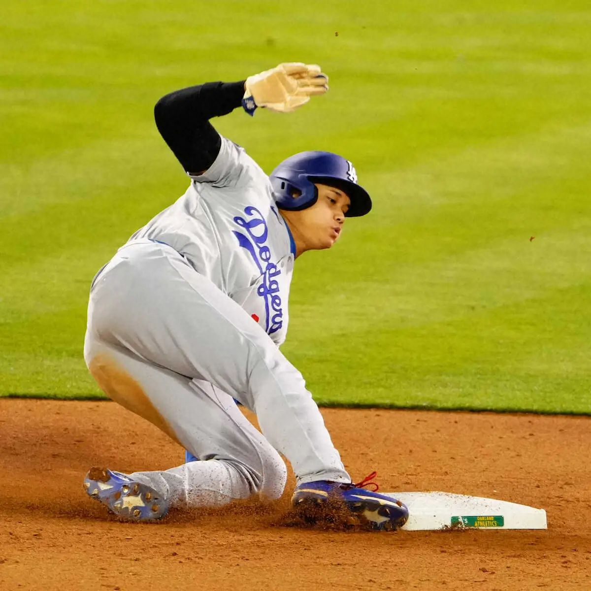 【画像・写真】ドジャース・大谷　30発30盗塁！史上3位のスピード到達　初の1試合3盗塁で日本人初快挙