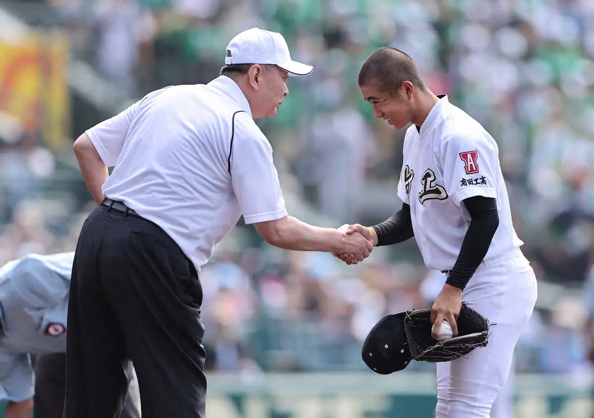 【画像・写真】【甲子園】有田工エース石永涙「期待に応えられなかった。謝りたい」　江川卓さんから「頑張ってね」激励も