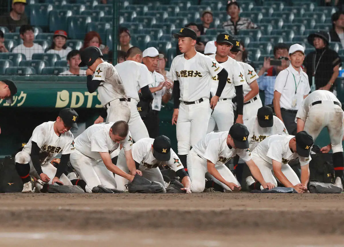 【画像・写真】札幌日大・森本監督は甲子園に感謝「素晴らしい所、ただ厳しさもある場所」初勝利はならず