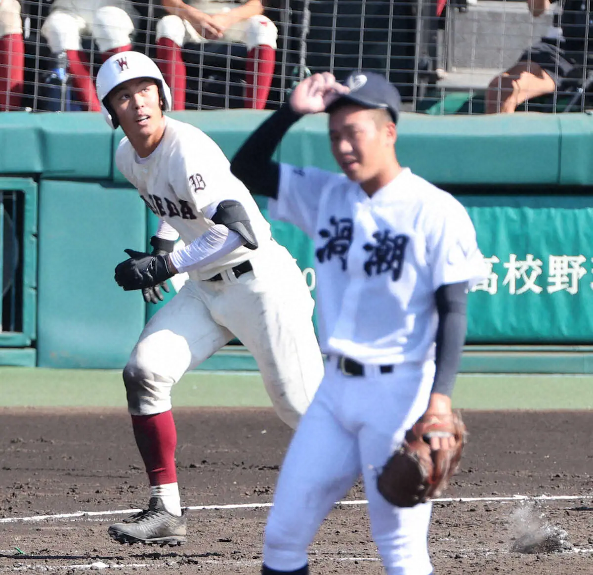 【画像・写真】【甲子園】早実　夏の甲子園大会単独7位の44勝目　宇野主将会心の走者一掃逆転二塁打
