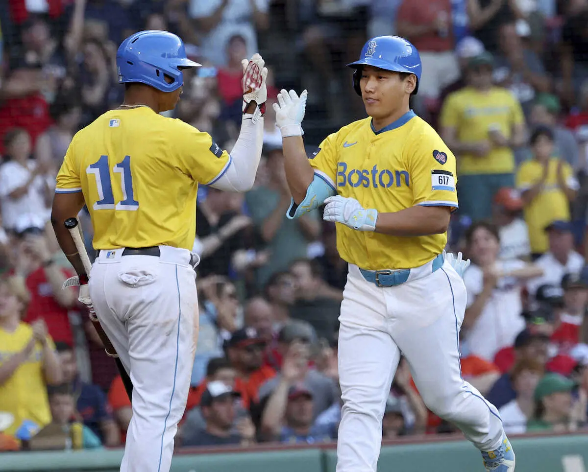 【画像・写真】【吉田正尚と一問一答】7号に「いい角度で上がった」試合前タンクトップで練習に「意味はないです（笑）」