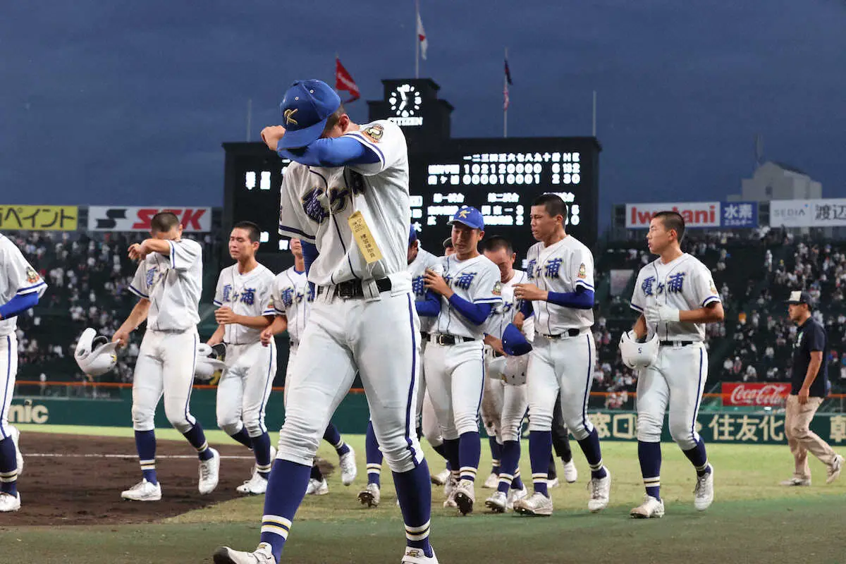 【画像・写真】【甲子園】霞ケ浦　9回反撃も2勝目届かず　2年生エース左腕・市村「相手のレベルが上だった」