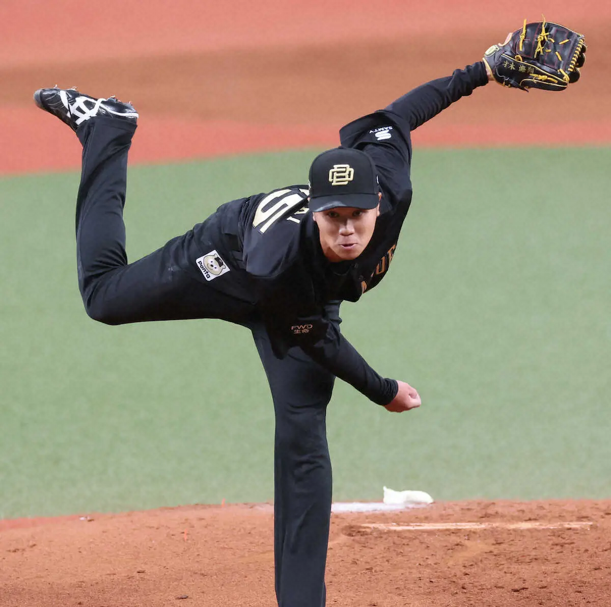 【画像・写真】ガツン、とみかんパワーだ　オリックス・才木プロ初先発「本当によく投げました」中嶋監督から合格点
