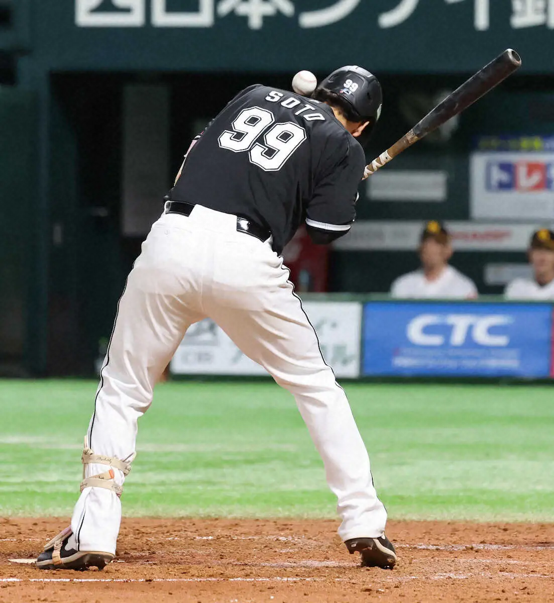 【画像・写真】ロッテ　逆転勝ちで連敗3でストップ　ポランコが走者一掃の二塁打　カイケル初登板「少し緊張」5回2失点