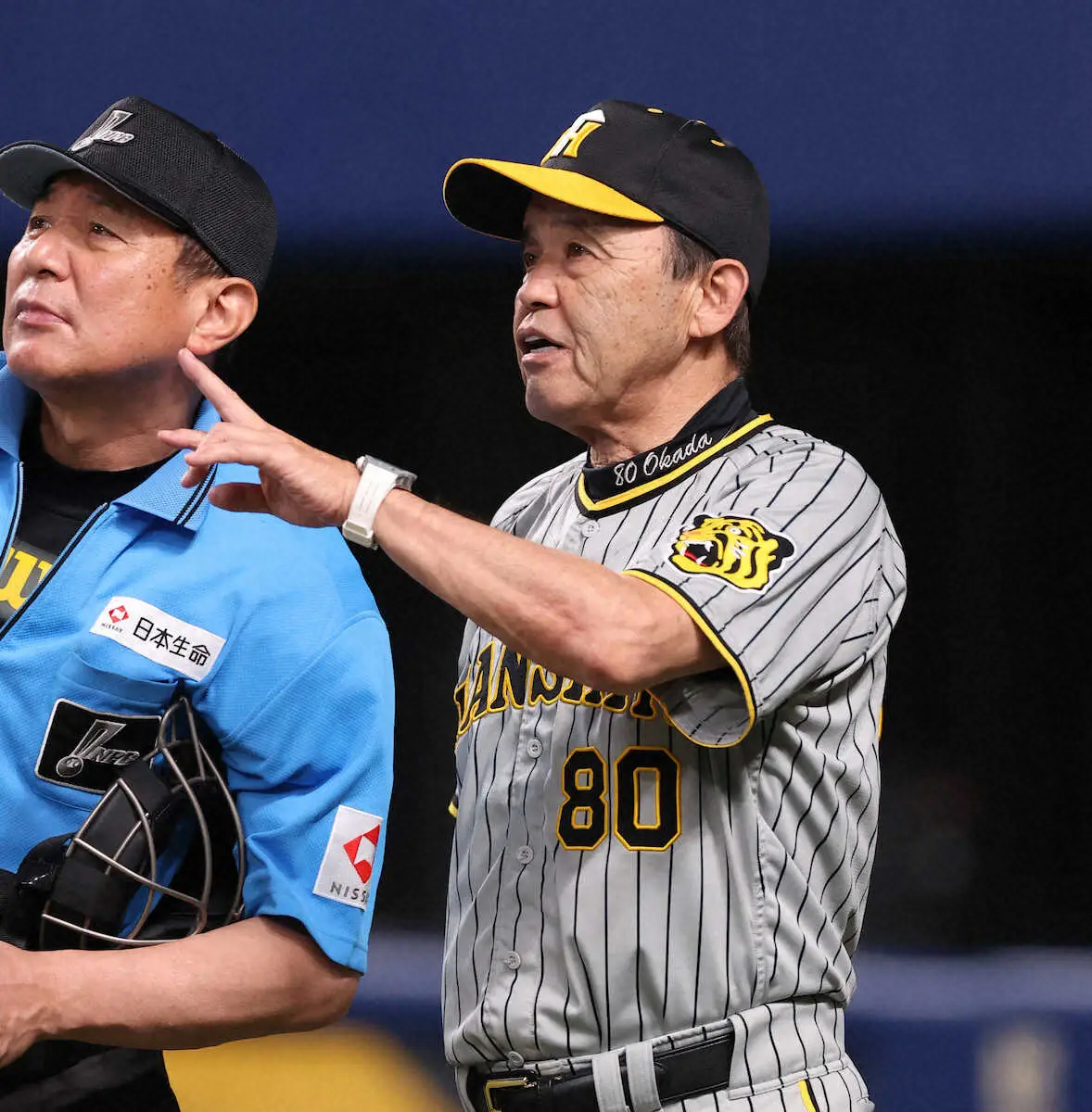 【画像・写真】阪神・岡田監督「サードの指示やんか。誰が指示せなあかんの」　9回追いつかれた場面に苦言呈する