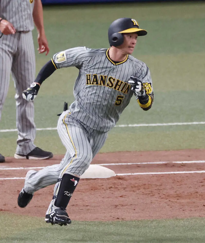 【画像・写真】阪神・近本　夏男本領4安打!!　今季7度目猛打賞、打率も右肩上がり8月．375
