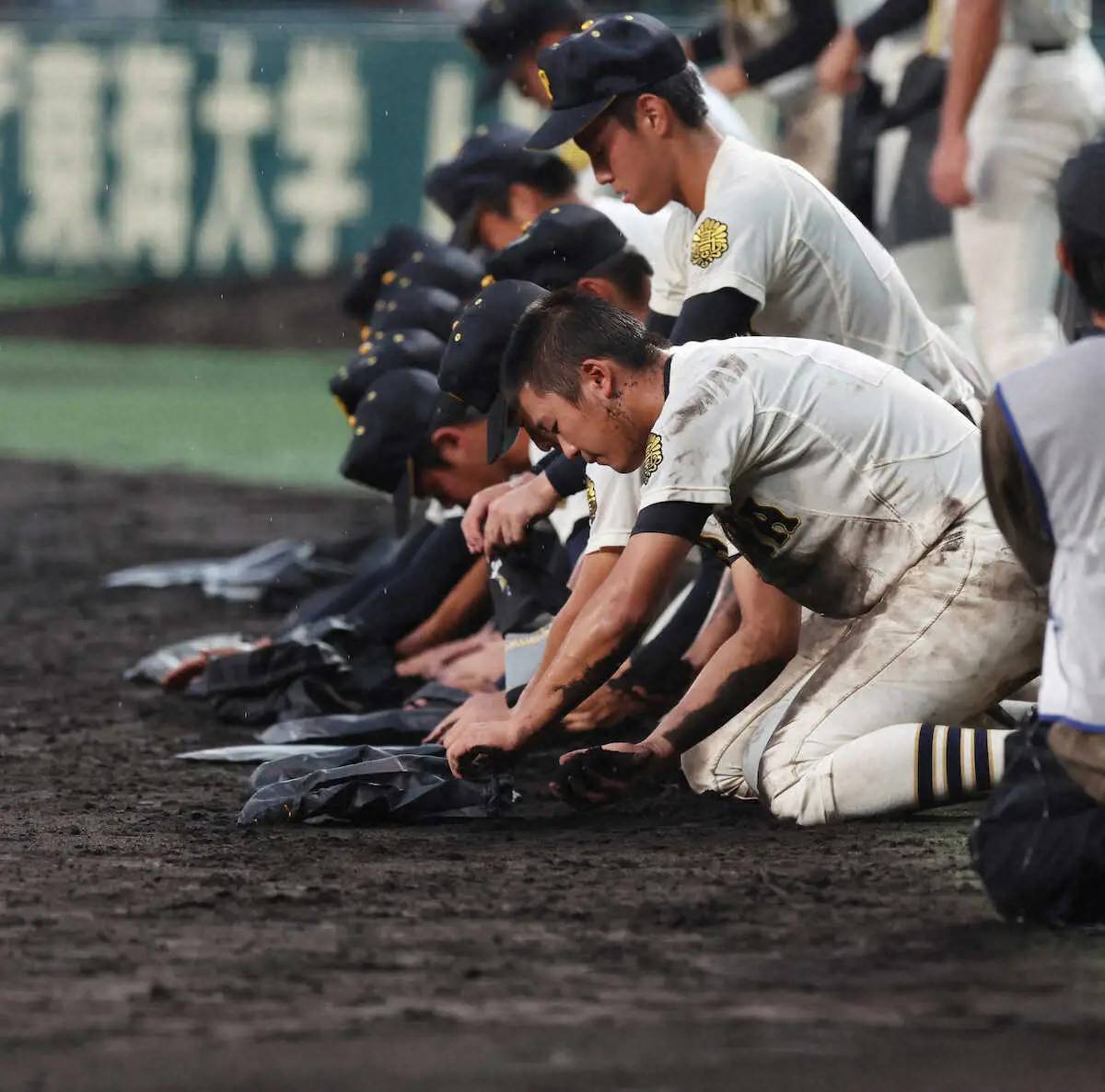 【画像・写真】【甲子園】大社107年ぶり4強ならず　馬庭救援も力尽き涙…4戦492球　“快神撃”に万雷の拍手