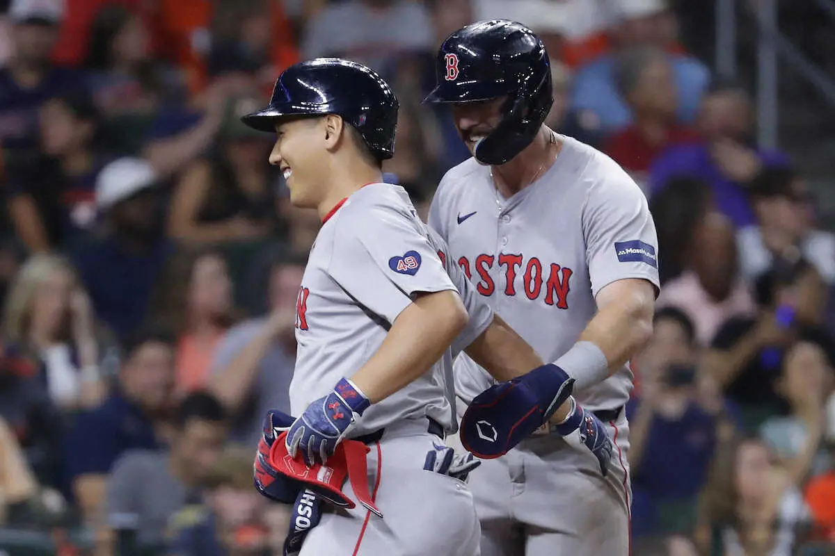 【画像・写真】吉田正尚　初の代打弾　菊池雄星降板後に2番手右腕から左翼へ9号勝ち越し2ラン