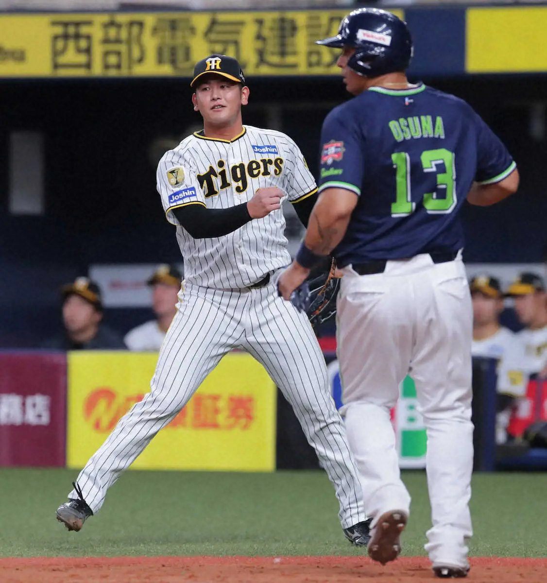 【画像・写真】【阪神・岡田監督語録　ペン取材】最終9回に3失点した岡留に「ホームラン打たれたらええやないか」