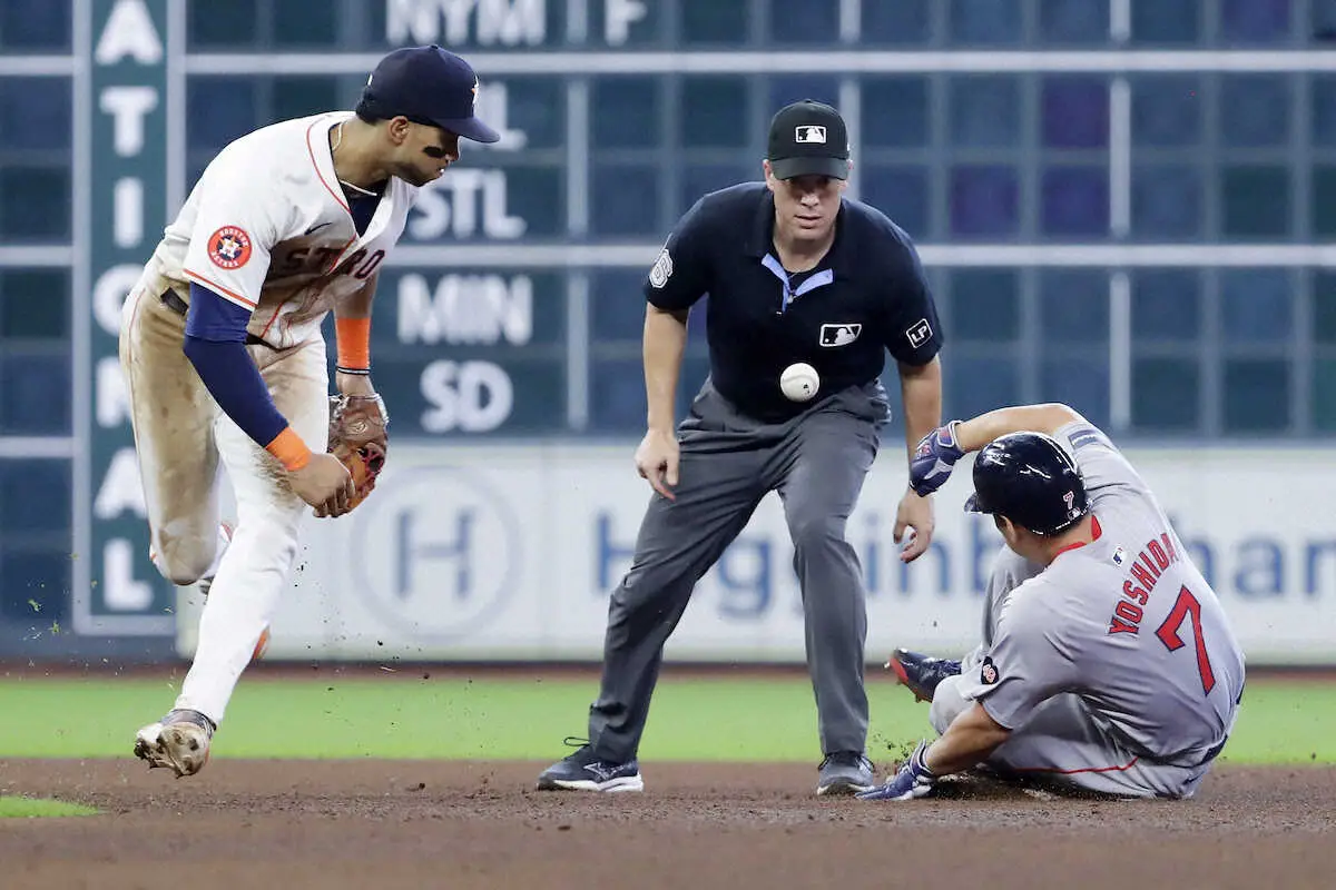 【画像・写真】Rソックス・吉田正尚は8月7度目マルチ安打に加え今季初盗塁！名投手バーランダーから初対戦でHも