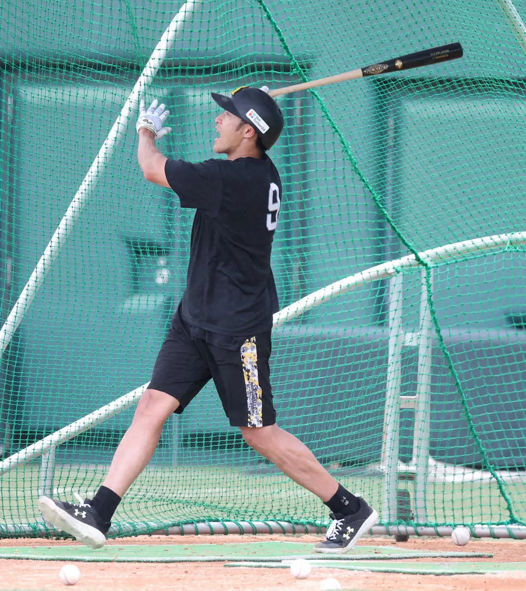 【画像・写真】ソフトバンク柳田が右太もも裏負傷離脱後、現状でのリハビリ活動を公開