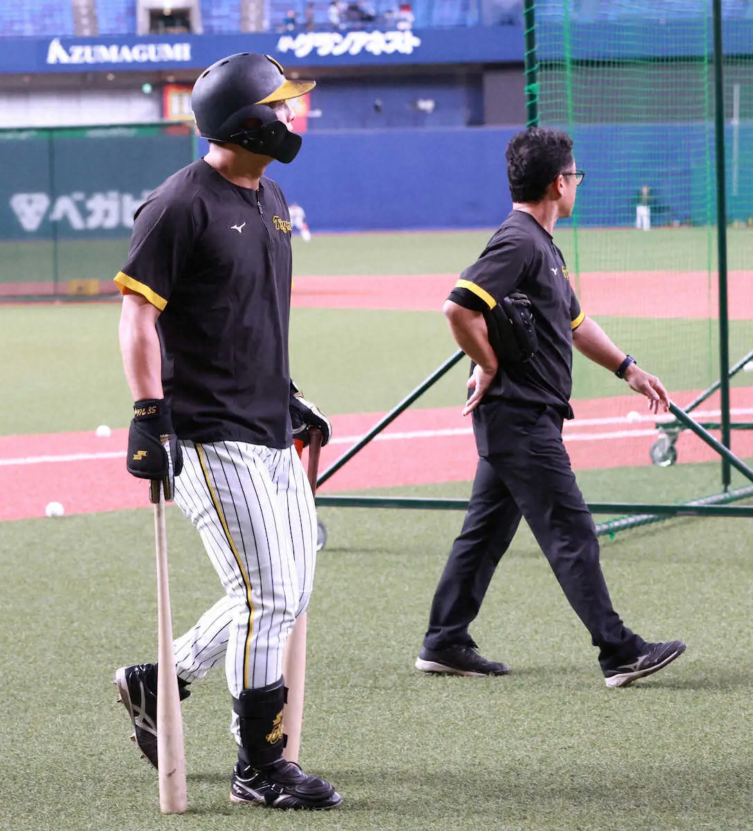 【画像・写真】阪神・右京　試合前練習中に腰を負傷　試合に出場なしも「もう大丈夫」