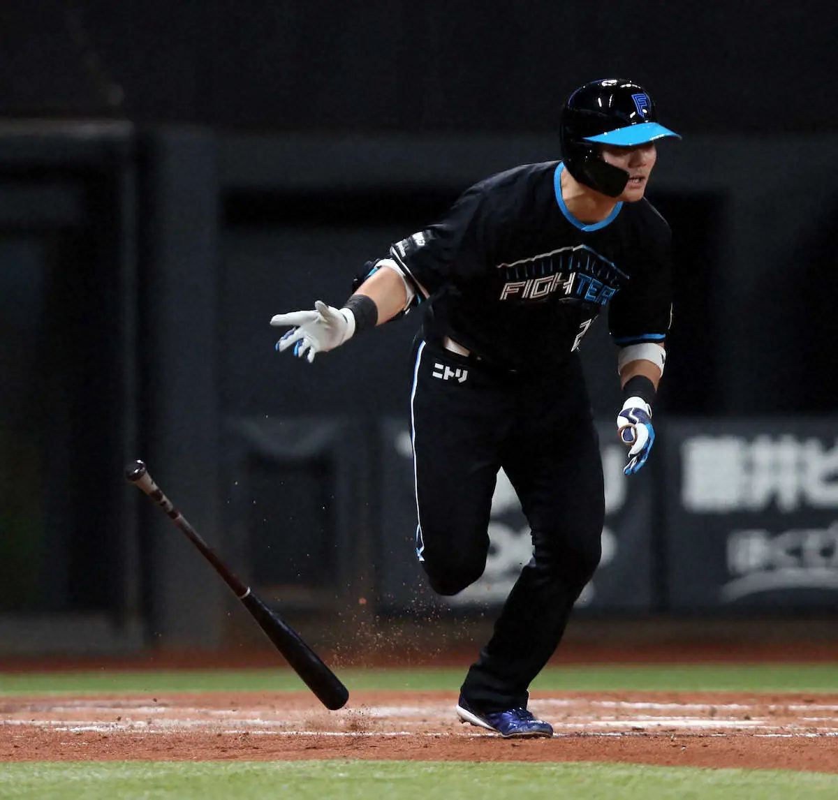 【画像・写真】強いぞ！新庄日本ハムが首位ソフトバンクから序盤5得点　清宮が4試合連続マルチ安打「躍動してる」