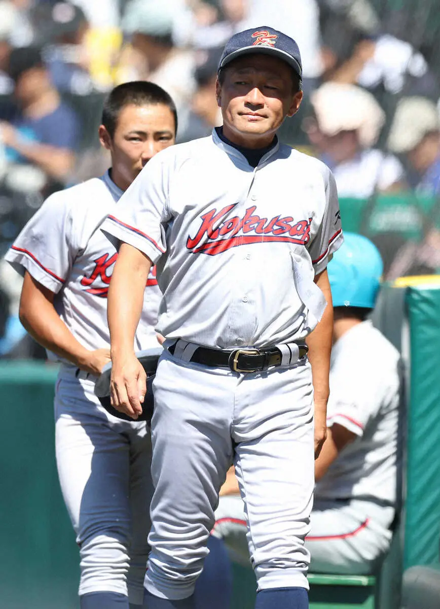 【画像・写真】夏の甲子園優勝の京都国際・小牧監督　印象に残った校歌での関東第一の“姿勢”