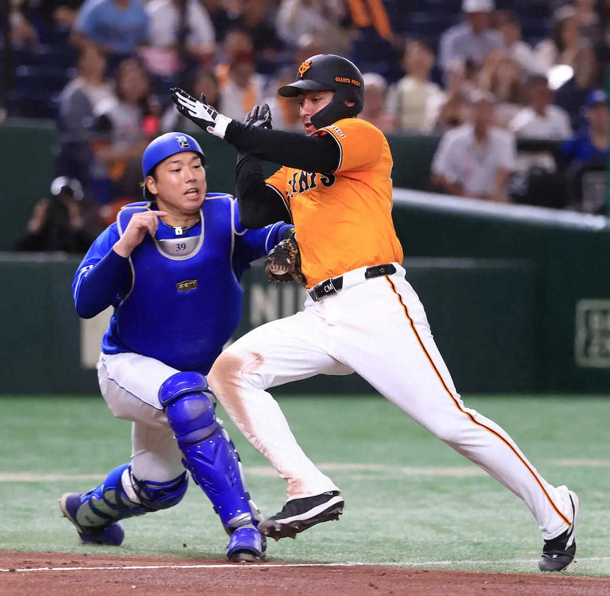 【画像・写真】巨人モンテス「二塁打はもともと多い。調子がいい時は多くなる」　23安打中、驚異の二塁打12本