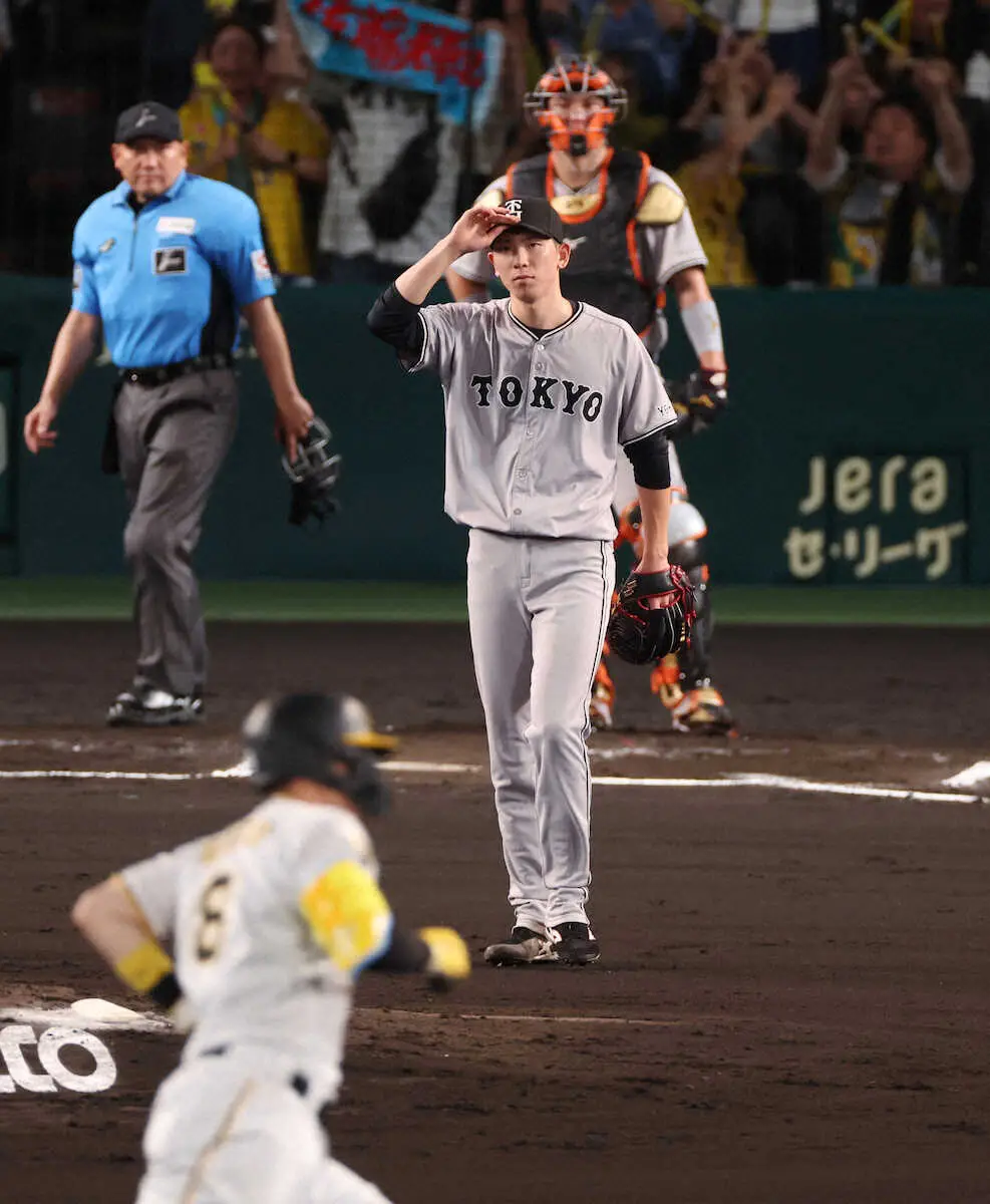【画像・写真】巨人・戸郷翔征　悪夢の降板に「悔しいです」　5回まで1安打8K零封も6回サトテルに逆転3ラン被弾