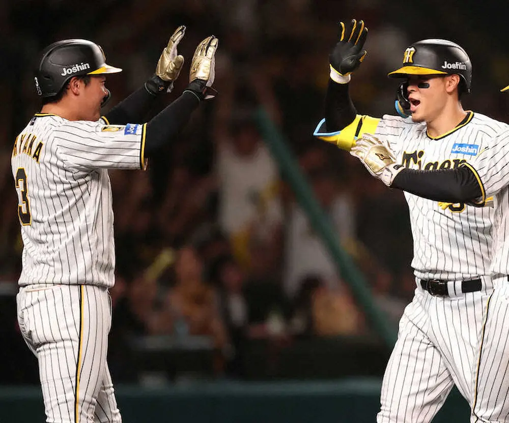 【画像・写真】阪神・輝　逆転V3ラン　戸郷KO痛快G倒!長期ロード明け30日ぶり甲子園歓喜　首位広島と4・5差に