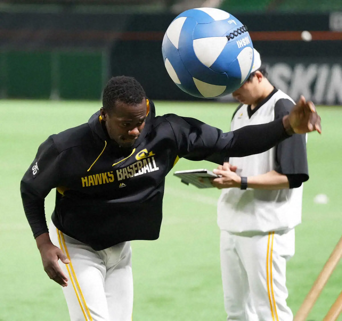 【画像・写真】ソフトバンク・モイネロ　3日の日本ハム戦で投手3冠へ　母国レジェンドから力水