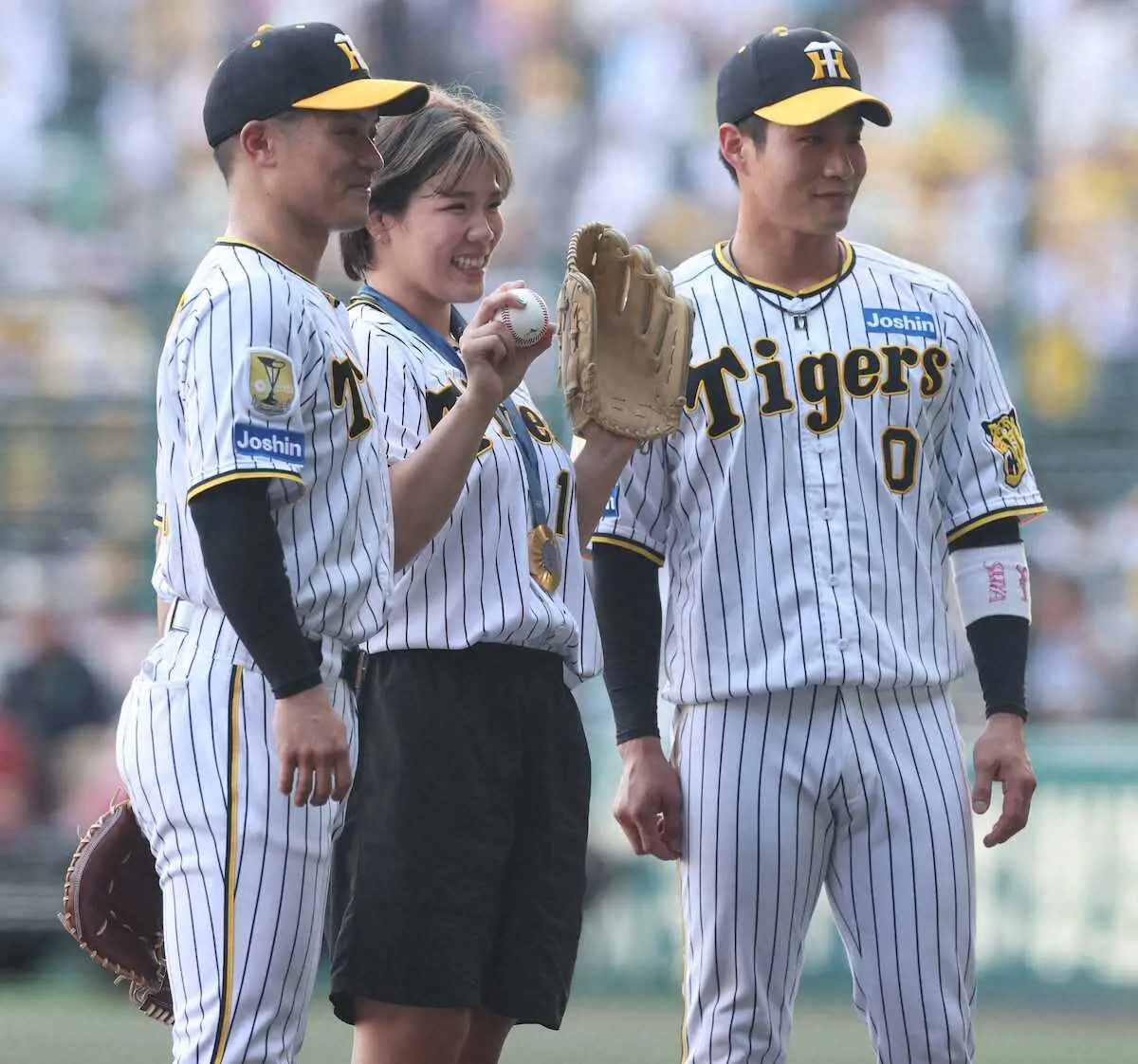 【画像・写真】パリ五輪レスリング金・鏡優翔　阪神・木浪＆坂本の登場に「一気に緊張した」