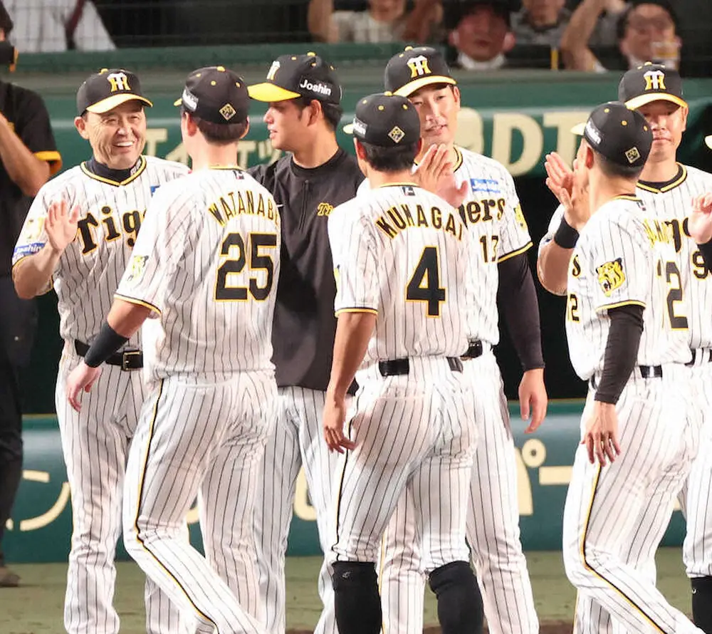 【画像・写真】【阪神・岡田監督語録　ペン取材】巨人同点の一報に「9回に？すごいなあ」も延長敗戦に可能性を…