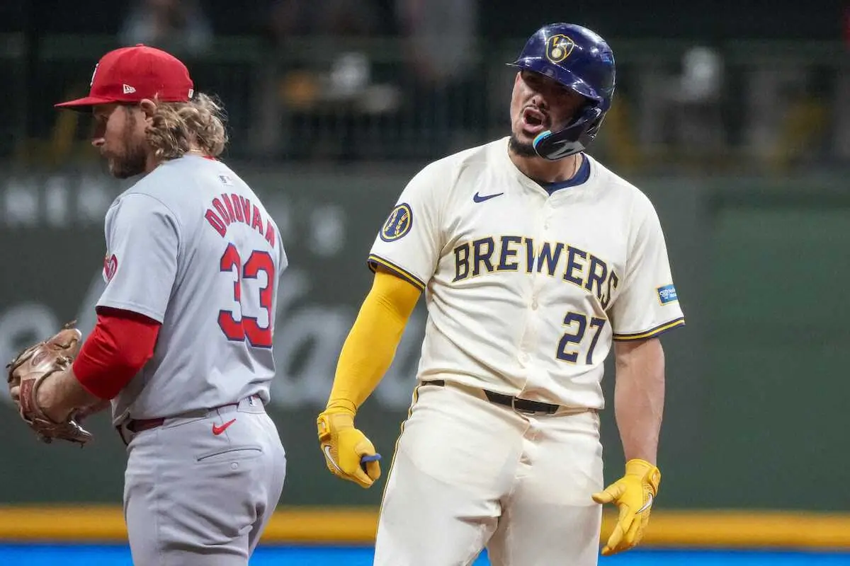 【画像・写真】大谷翔平の“新ライバル”ブルワーズ・アダメズが延長11回に適時二塁打　100打点一番乗り