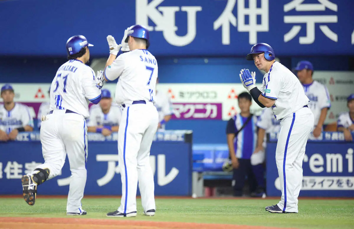 【画像・写真】DeNAが来たぞ！5連勝で貯金2　蝦名V打で首位広島に連勝　宮崎＆梶原弾　ハマスタ大盛り上がり