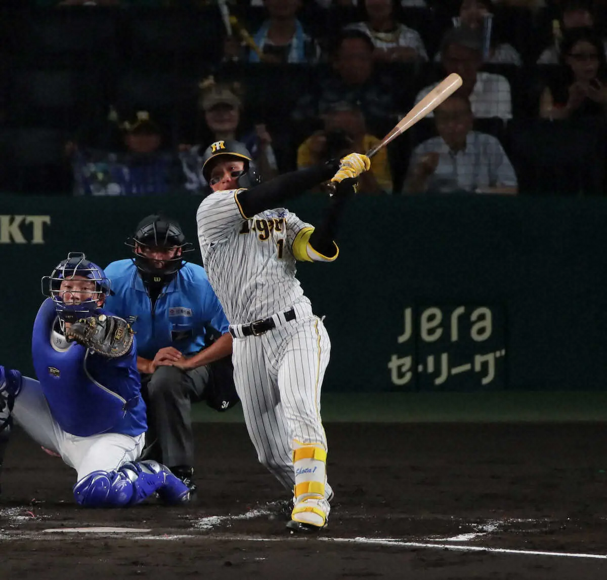 【画像・写真】阪神・森下　「最初のチャンスをモノにできた」前日快音なしに終わった無念晴らす殊勲の同点打
