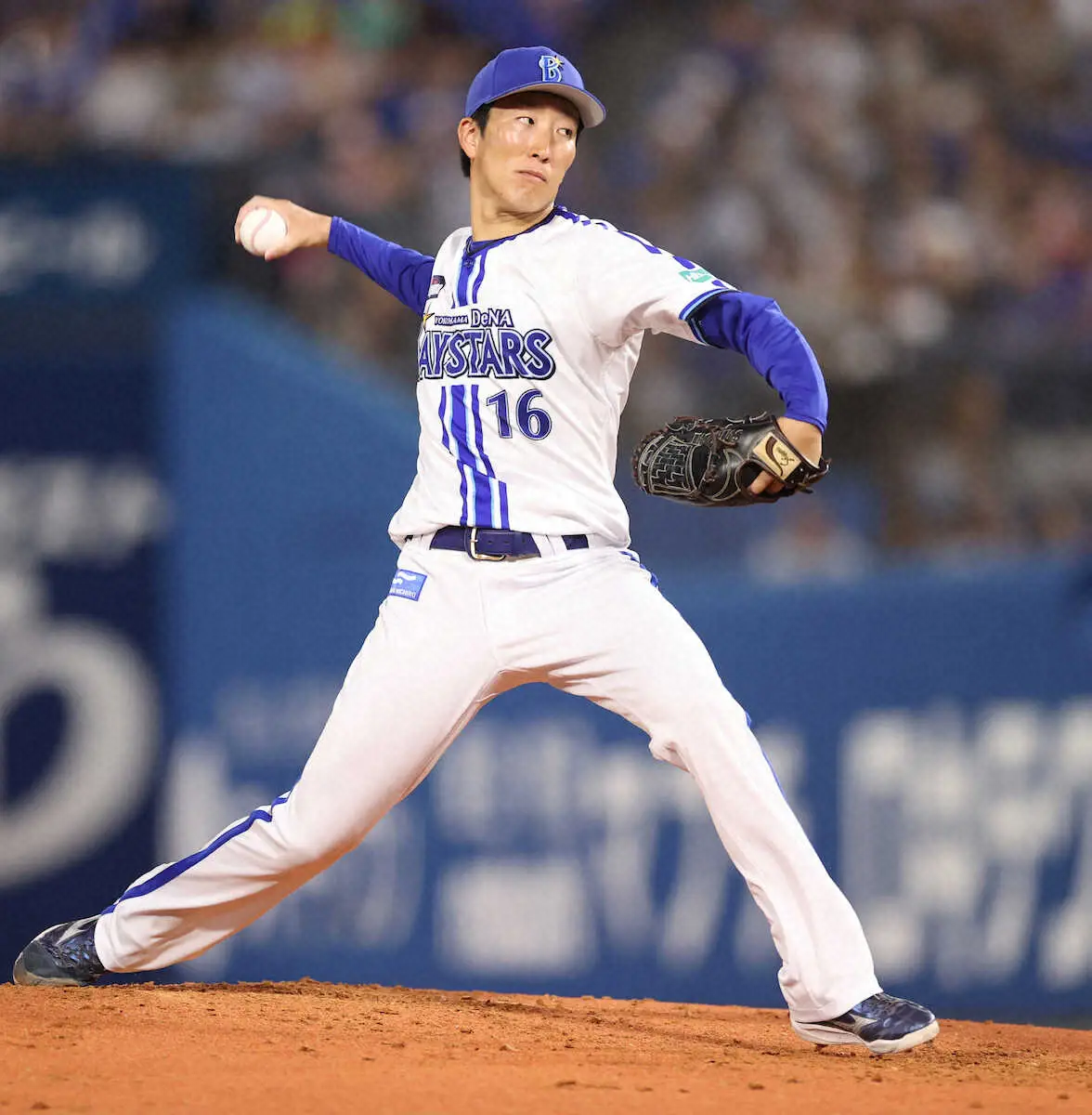 【画像・写真】DeNA　大貫が背中の違和感で急きょ出場選手登録を抹消　練習には参加も…　