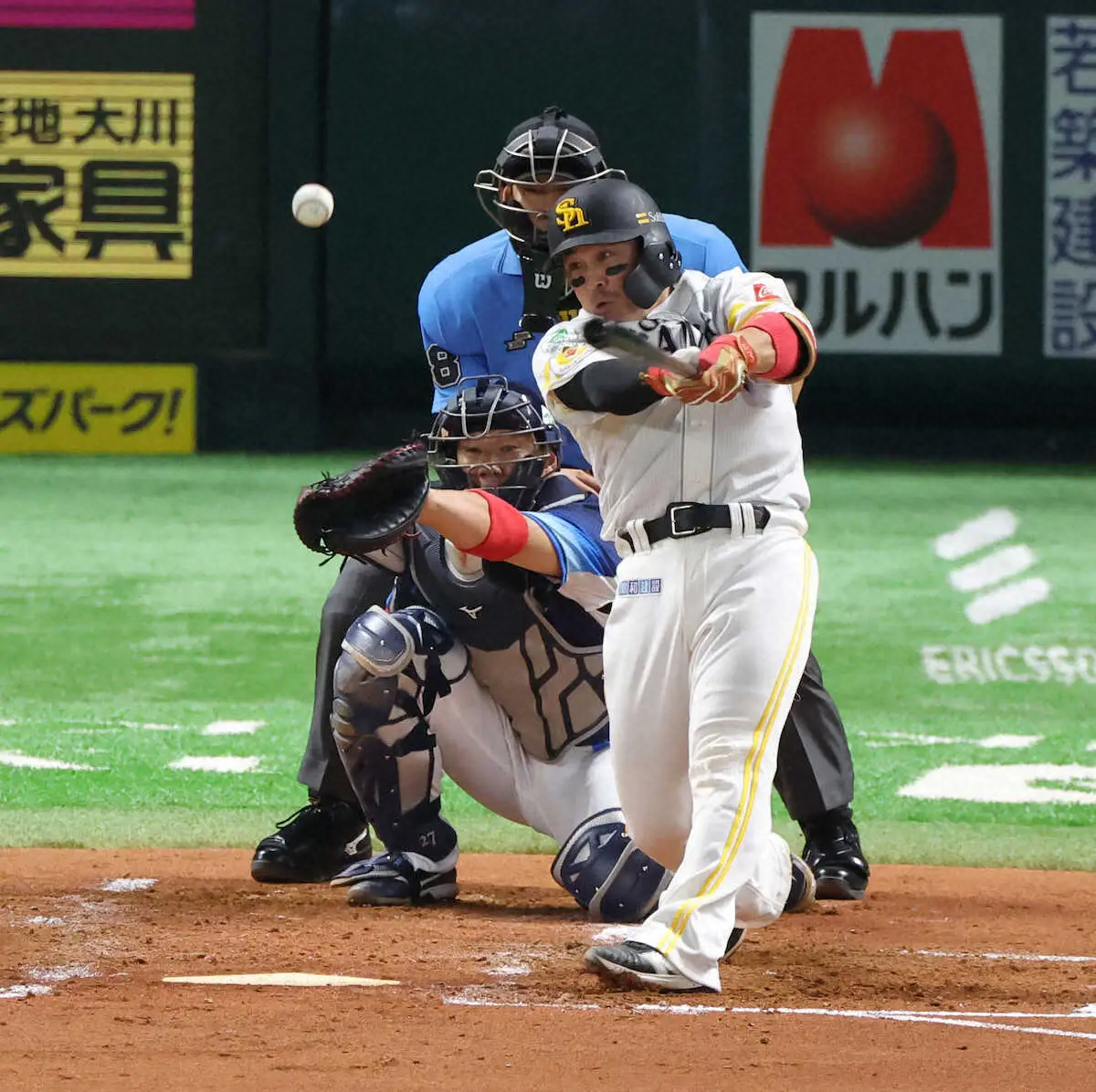 【画像・写真】さすがベテランの頼もしさ！ソフトバンク・甲斐がV撃「何とかしたいとコンパクトにいった結果かな」