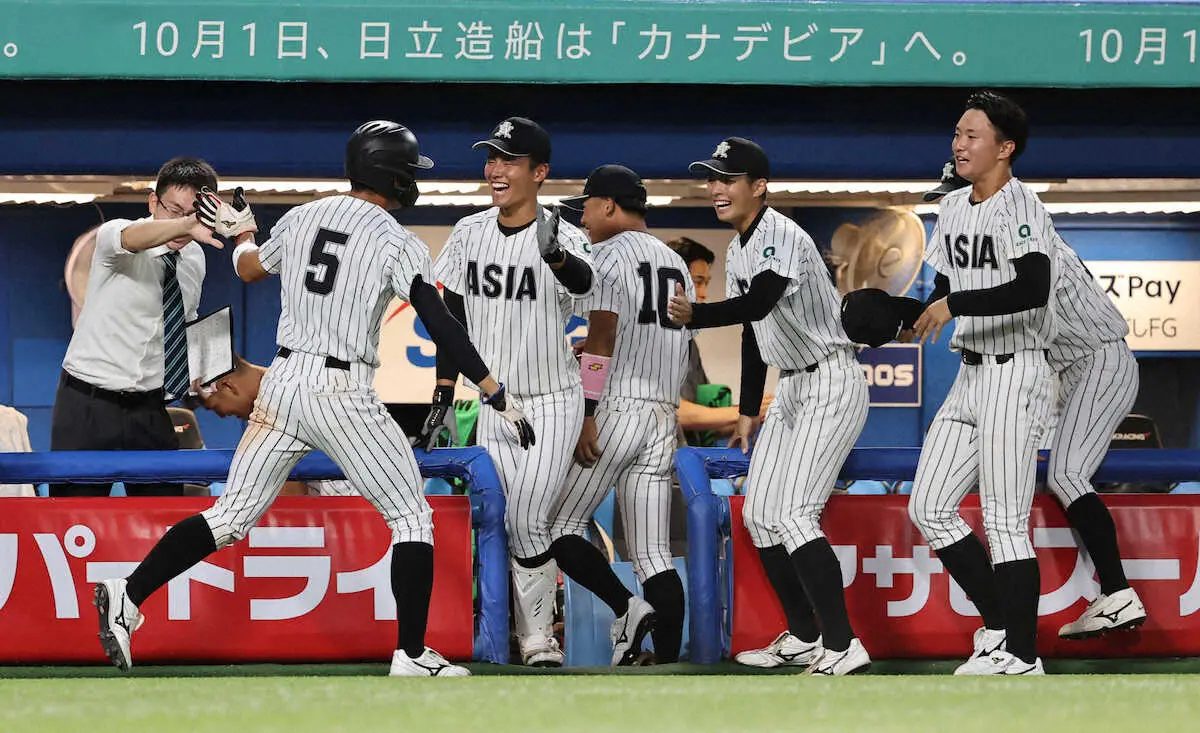 【画像・写真】東都開幕　亜大が先勝、チームNo.1俊足・杉山が決勝打。今秋1部昇格の東農大に辛勝