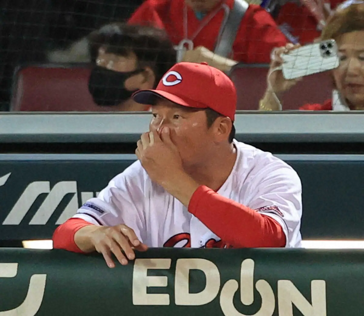 【画像・写真】広島・新井監督「チャンスはまだある」　巨人との首位攻防3連戦で3連敗…崖っ縁4差も諦めない！