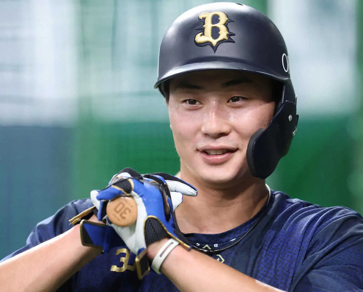 【画像・写真】オリックス・広岡が頭部を強打したため途中交代　初回走塁で本塁突入の際に相手捕手と接触