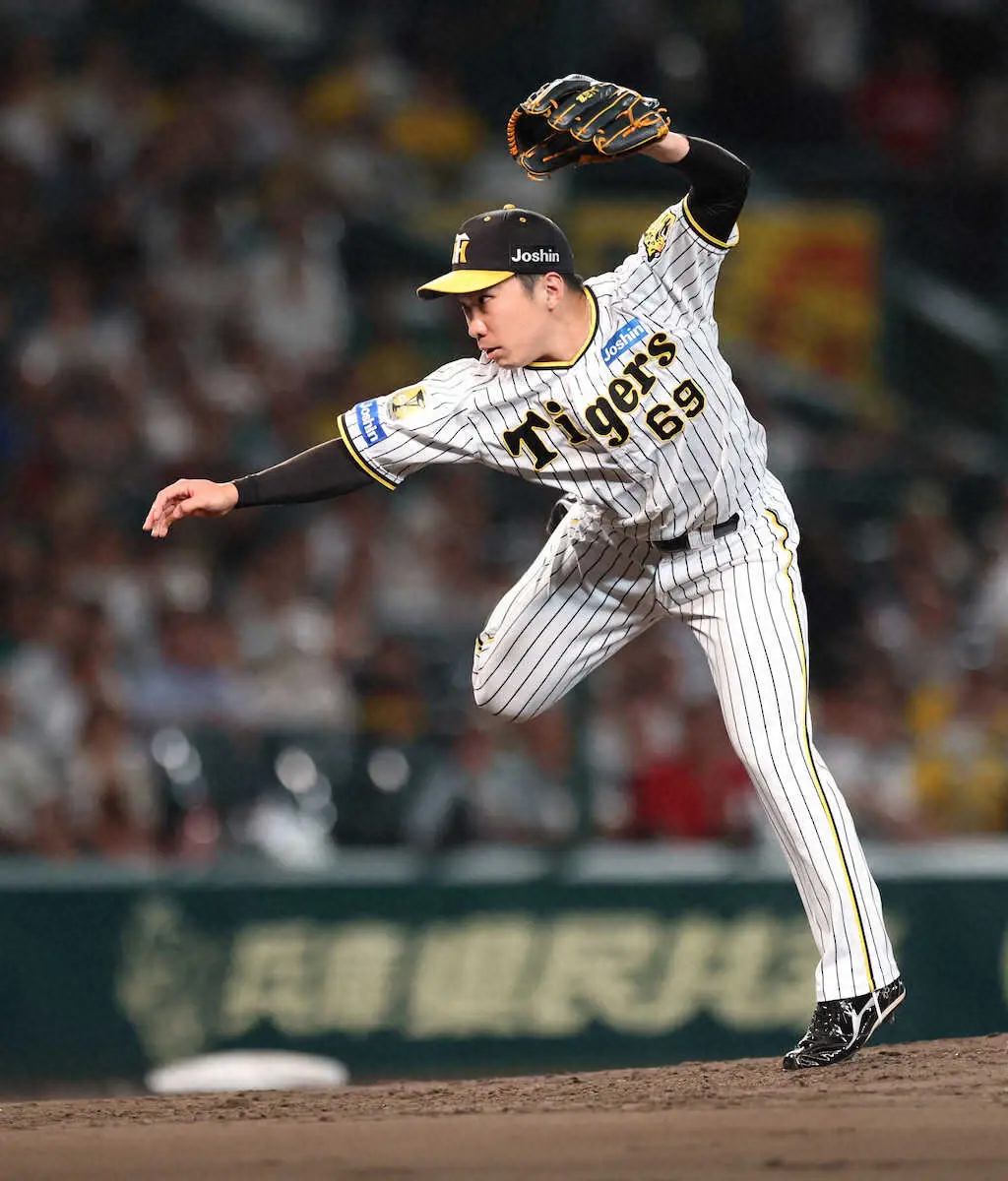 【画像・写真】阪神・石井　ピンチで登場も気迫の末包斬り　外真っ直ぐ自ら選択「“決められるな”という感覚があった」