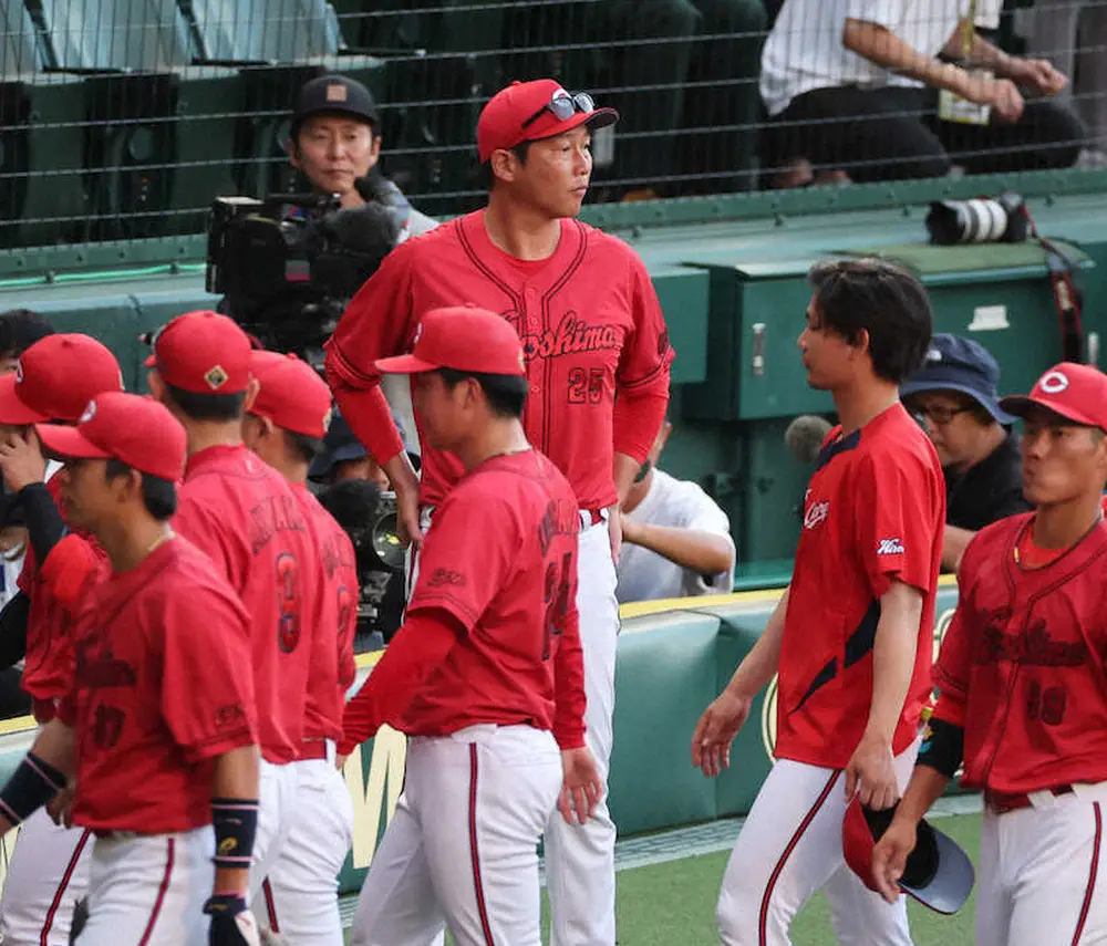 【画像・写真】セ3位・広島　勝ちパ島内でまた誤算、3点リードも逆転負け　4位・DeNAに1差迫られ正念場