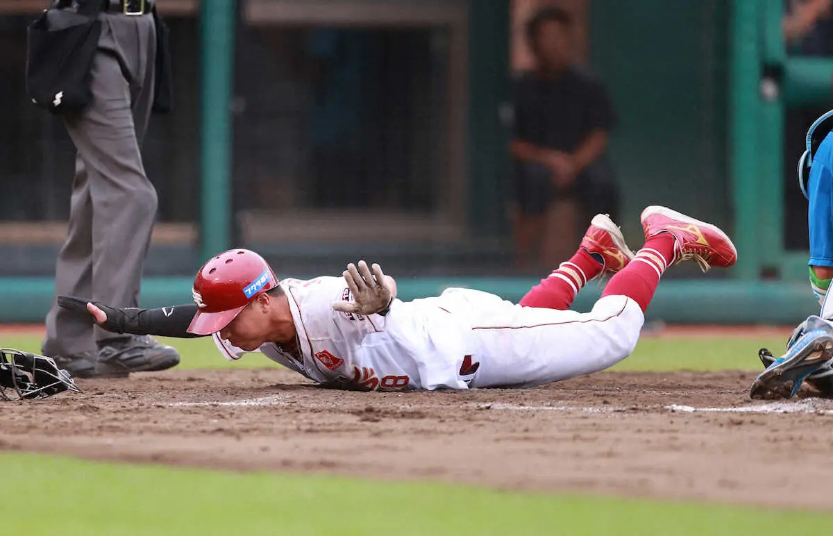 【画像・写真】楽天・渡辺佳　7回逆転決勝打「みんながつないでくれた」