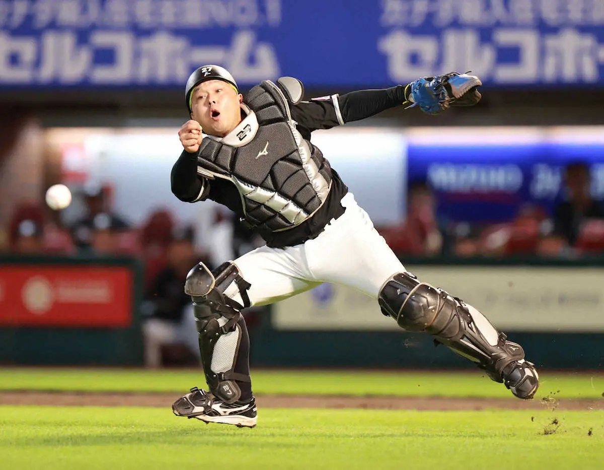 【画像・写真】ロッテ　4連敗で4位転落…悪送球、押し出し四球、暴投など8失点、ポランコ2戦連発22号ソロ空砲