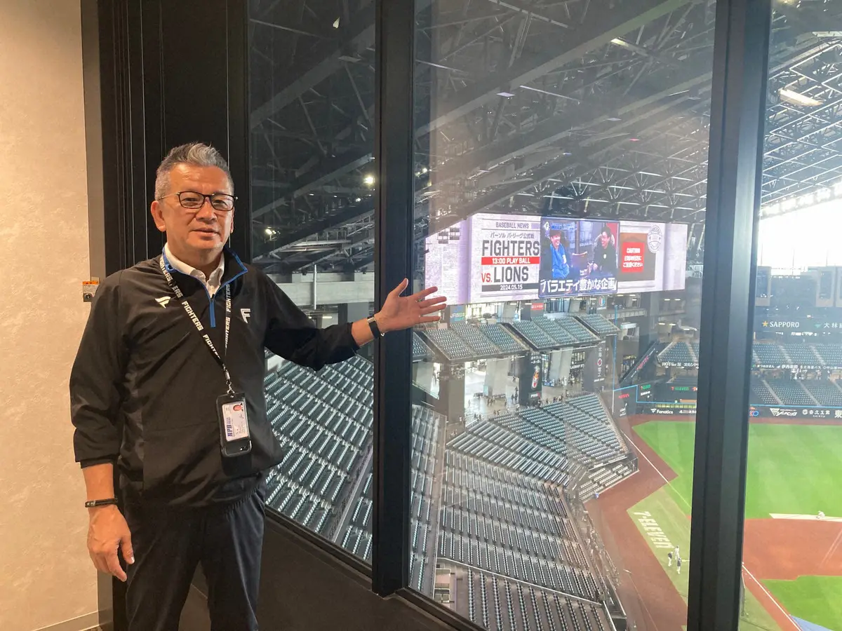 【画像・写真】6月くも膜下出血で倒れた日本ハム・小村社長が復帰しナイン激励　「社長のために勝つ」新庄監督有言実行