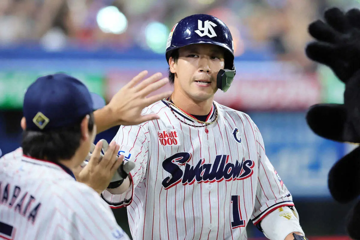 【画像・写真】ヤクルト・山田　同点ソロ&決勝犠飛で神宮トップの通算448打点　古田超えの大記録「素直にうれしい」