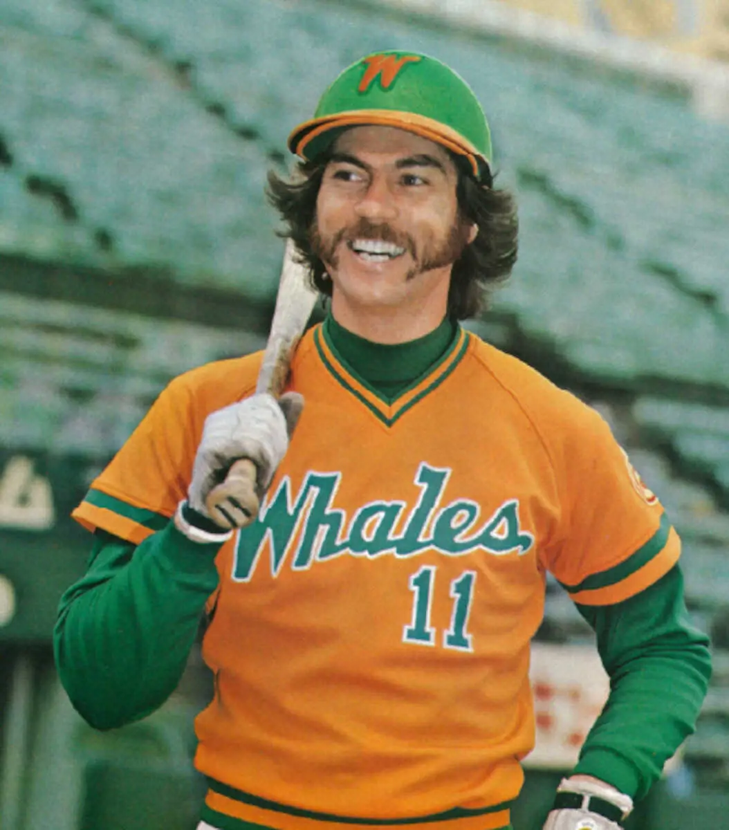 【画像・写真】DeNAが元大洋「ライオン丸」シピン氏のハマスタ来場を発表