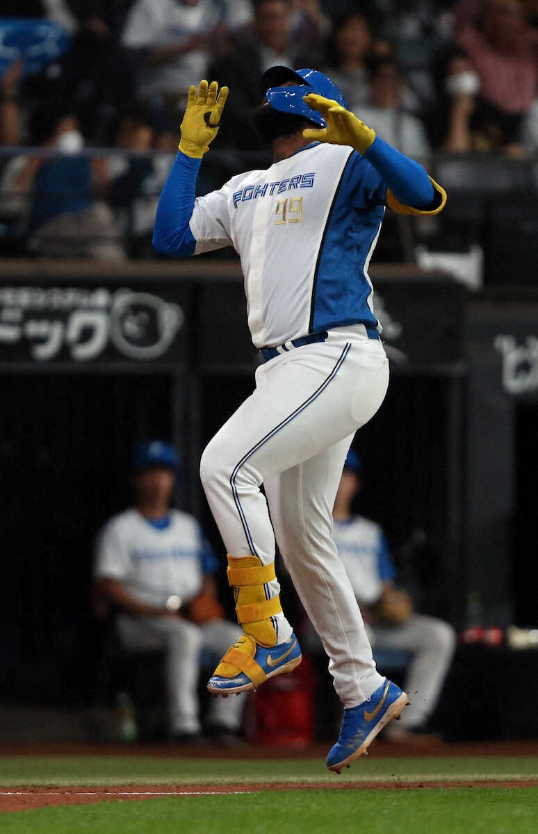 Reyes on Fire: Nippon-Ham’s Winning Streak Reaches 3, with a Season-High 17 Saves and a Star Player in Top Form