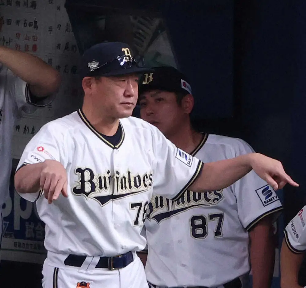 【画像・写真】オリックスはソフトバンクに本拠で胴上げ許す　中嶋監督「何ができるかと思いながら…」
