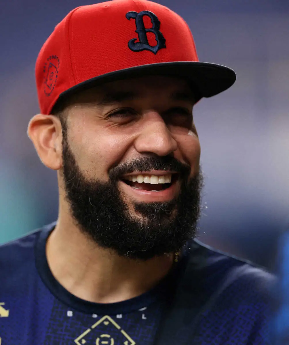 【画像・写真】オリックス　今季限りで現役引退のゴンザレスが帰国