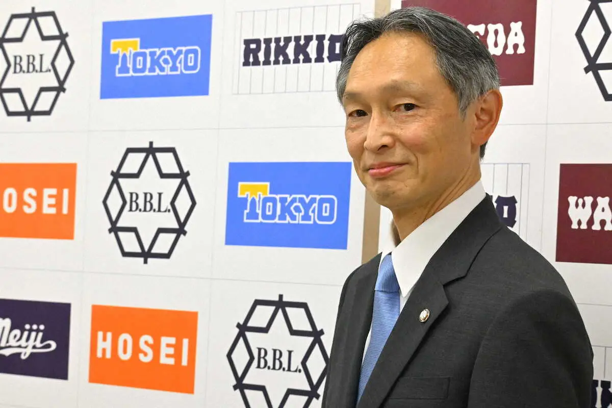 【画像・写真】東大野球部を支える鈴木匡部長。神宮球場にて（撮影・柳内　遼平）