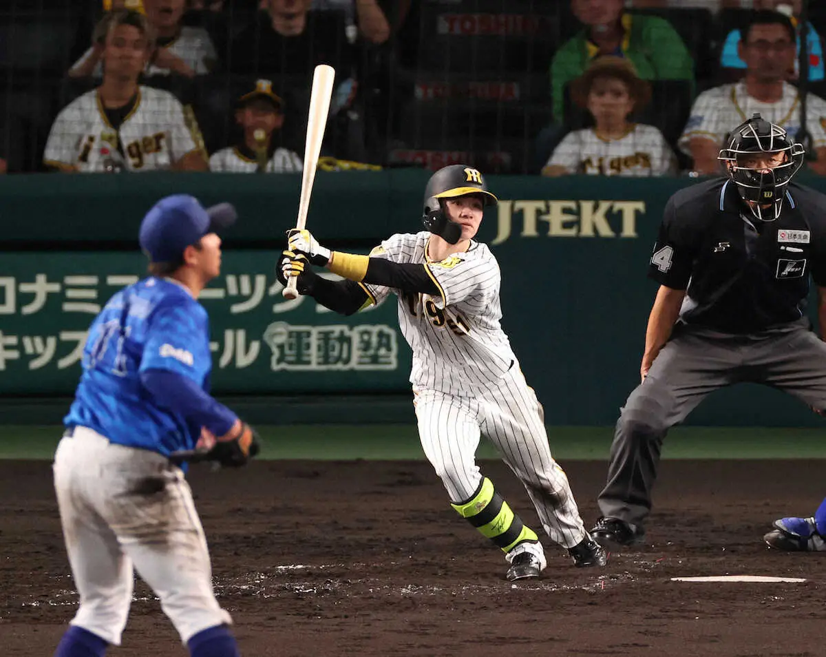 【画像・写真】DeNA・東克樹　最多勝タイトルへ正念場！勝利投手の権利まで「あと1アウト」で痛恨の同点打許す