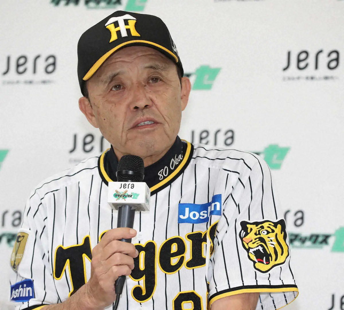 【画像・写真】阪神・岡田監督　全虎党にささぐ「1年間の総決算」　負ければ終わりのCS采配「最後の最後まで全力へ」