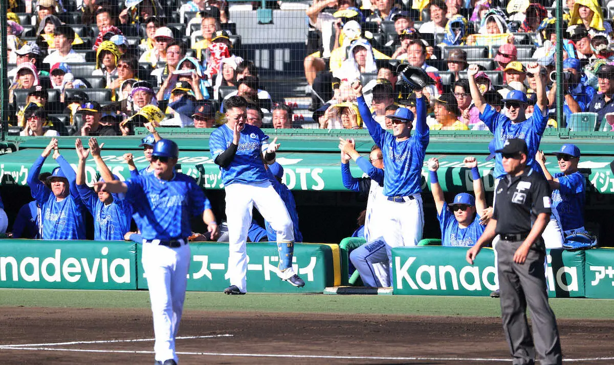 【画像・写真】戸柱だ！牧だ！　DeNA　2回に一挙4得点で逆転成功　初回にジャクソンが被弾も直後に打線が奮起　