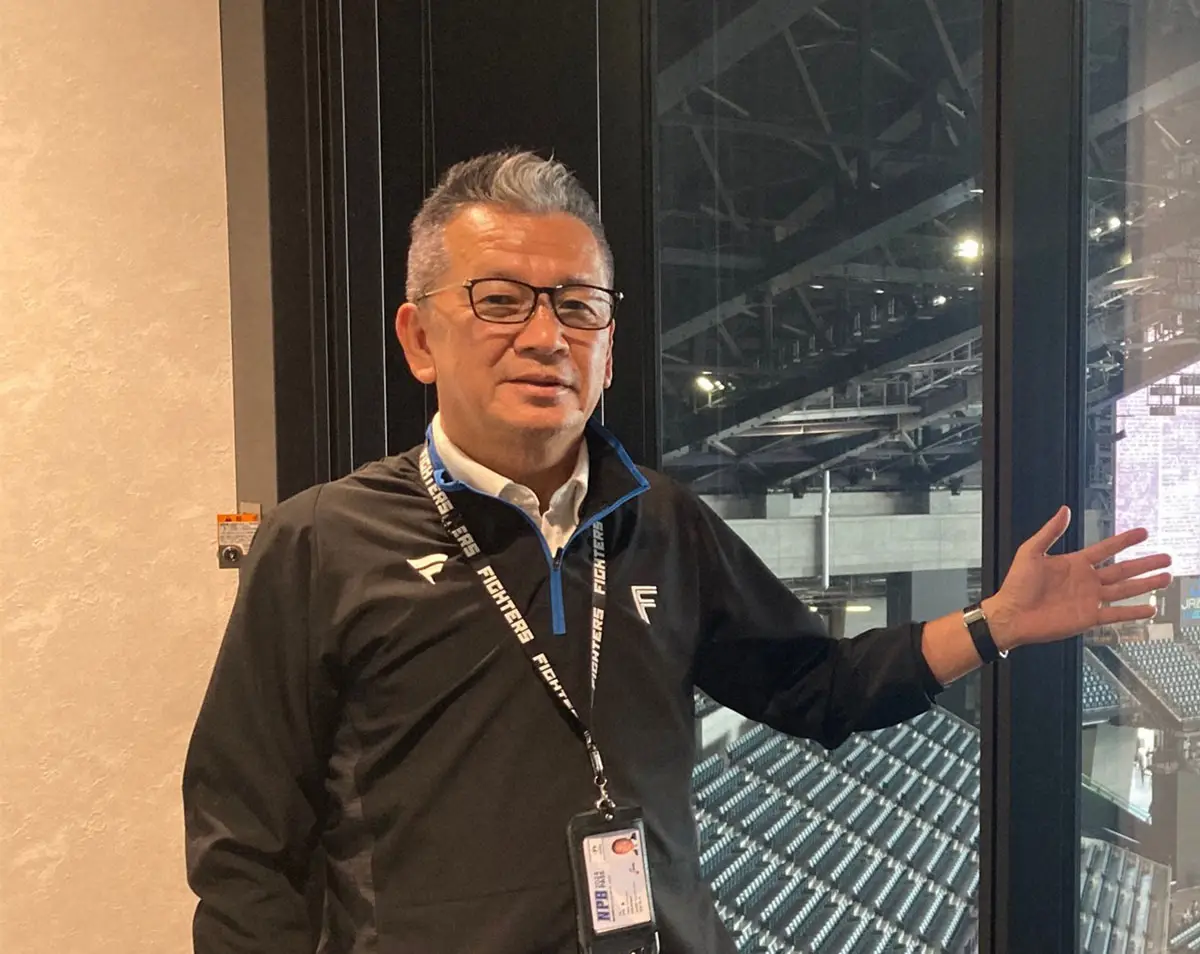 【画像・写真】【CS隠しマイク】日本ハム小村球団社長兼オーナー代行「ファンの方に“奇跡の社長だ”って凄い触られた」