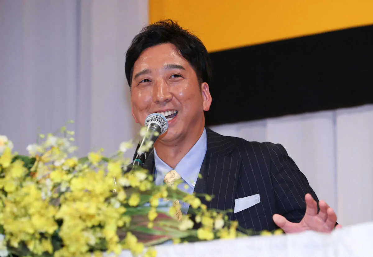 【画像・写真】【阪神・藤川新監督　語る】理想のリーダー像は「岡田監督です」「これからもお世話に」