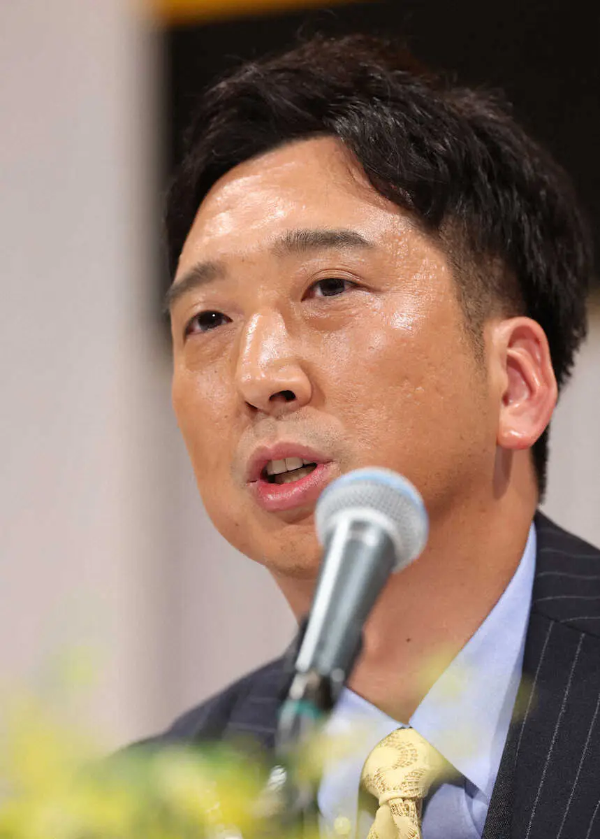 【画像・写真】【阪神・藤川新監督　語る】阿部Gとの伝統の一戦「東と西という文化の問題。楽しみ方の一つ」