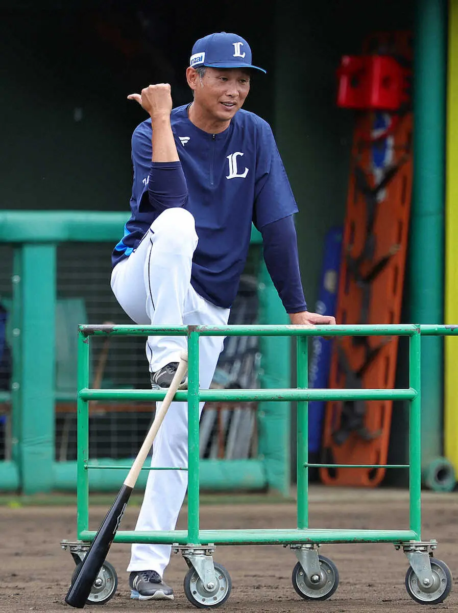 【画像・写真】西武・西口監督が始動「かなり厳しく」野手に地獄の秋季キャンプ明言